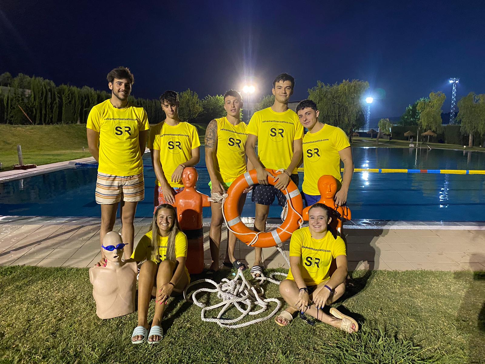 Descubre el error más habitual que cometen los aspirantes a socorrista acuático y cómo evitarlo según la formación oficial